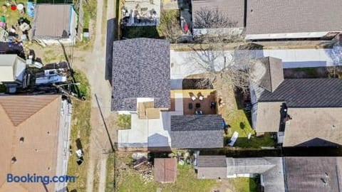 Hip-Nautic Carriage House•2 King Beds•Pet Friendly