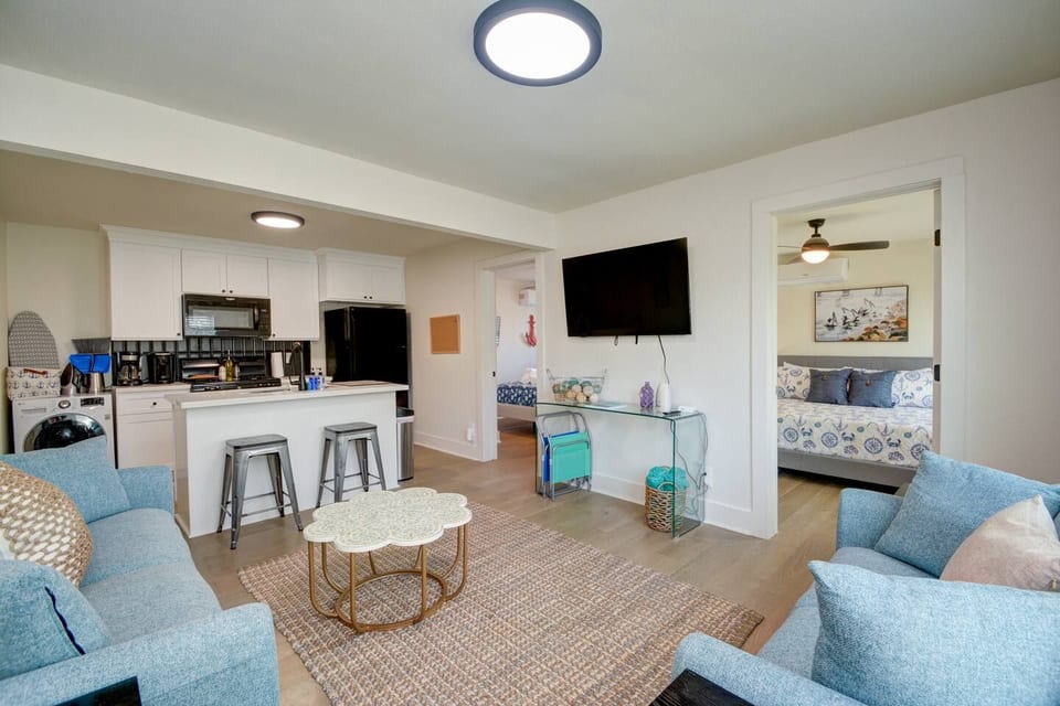 Hip-Nautic Carriage House•2 King Beds•Pet Friendly - Galveston