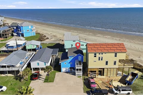 Beachfront Family Retreat | Steps to Sand