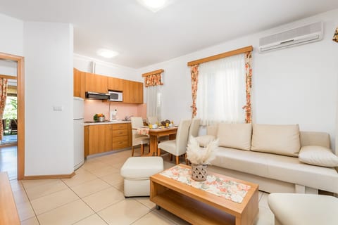 Apartments Mihaela - Unit 47027-61