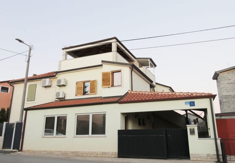Apartments Zambratija with sea view - Unit 209078-5