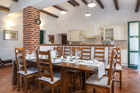 Villa Una u istarskom stilu s bazenom - Unit 370724-13
