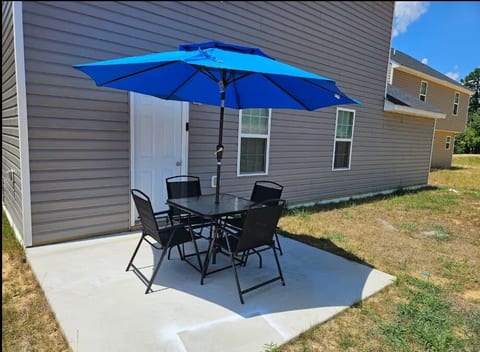 Great Value! New Modern Spacious Home!