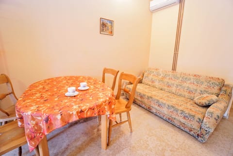 Apartments BRANKA Zambratija - Unit 205232-5