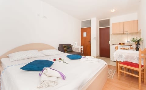 Apartments Neda - Unit 370771-13