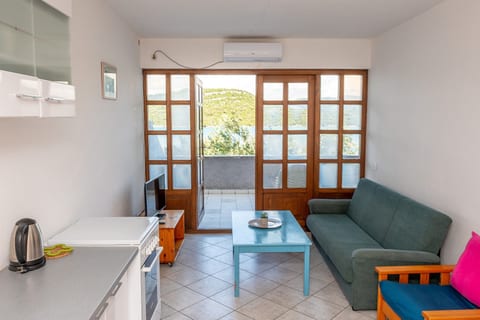 Apartments Seafront Oasis - Unit 378195-13