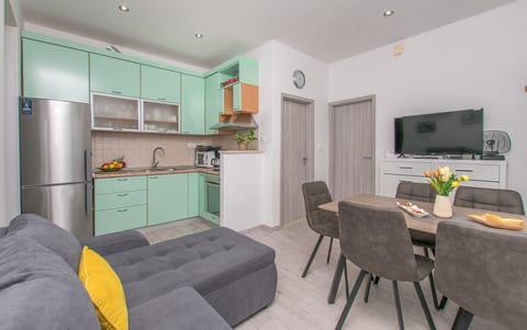 Apartment Garden by the Sea - Unit 378205-13