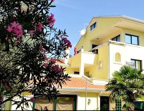 Apartment Adri - Unit 378248-13