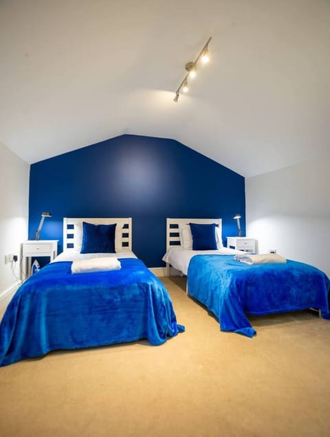 4Bed 2Bath Perfect for Contractors & Getaways
