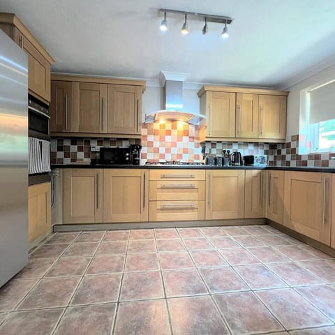 4Bed 2Bath Perfect for Contractors & Getaways