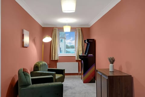 Harland Haven: Spacious 4BR House in Ipswich