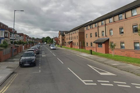Teeside Comfort: 4 Bed Home for Groups & Families