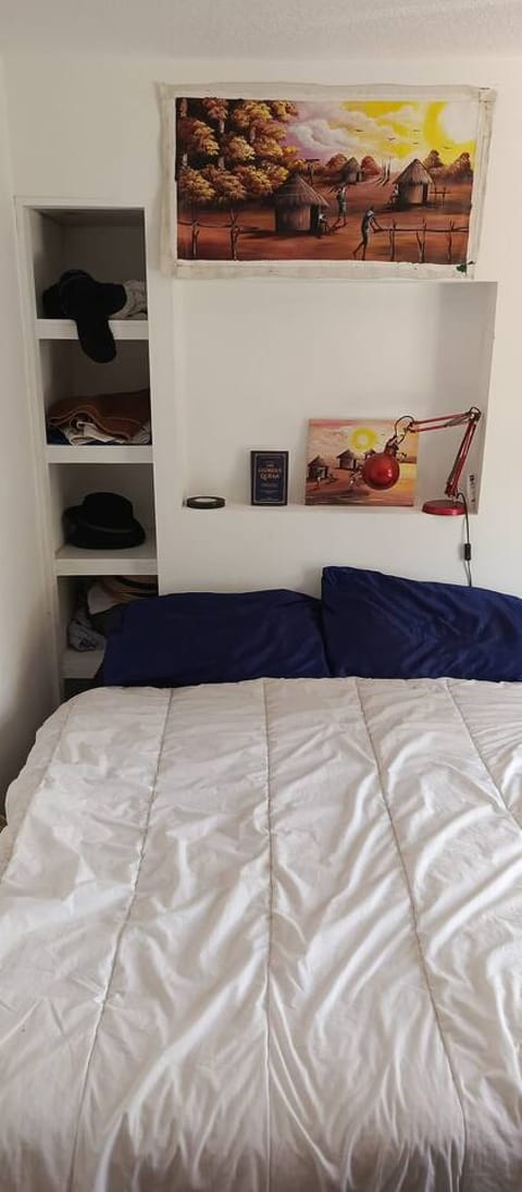 City & Bay Stay – 2BR Clive Street, Cardiff for 3