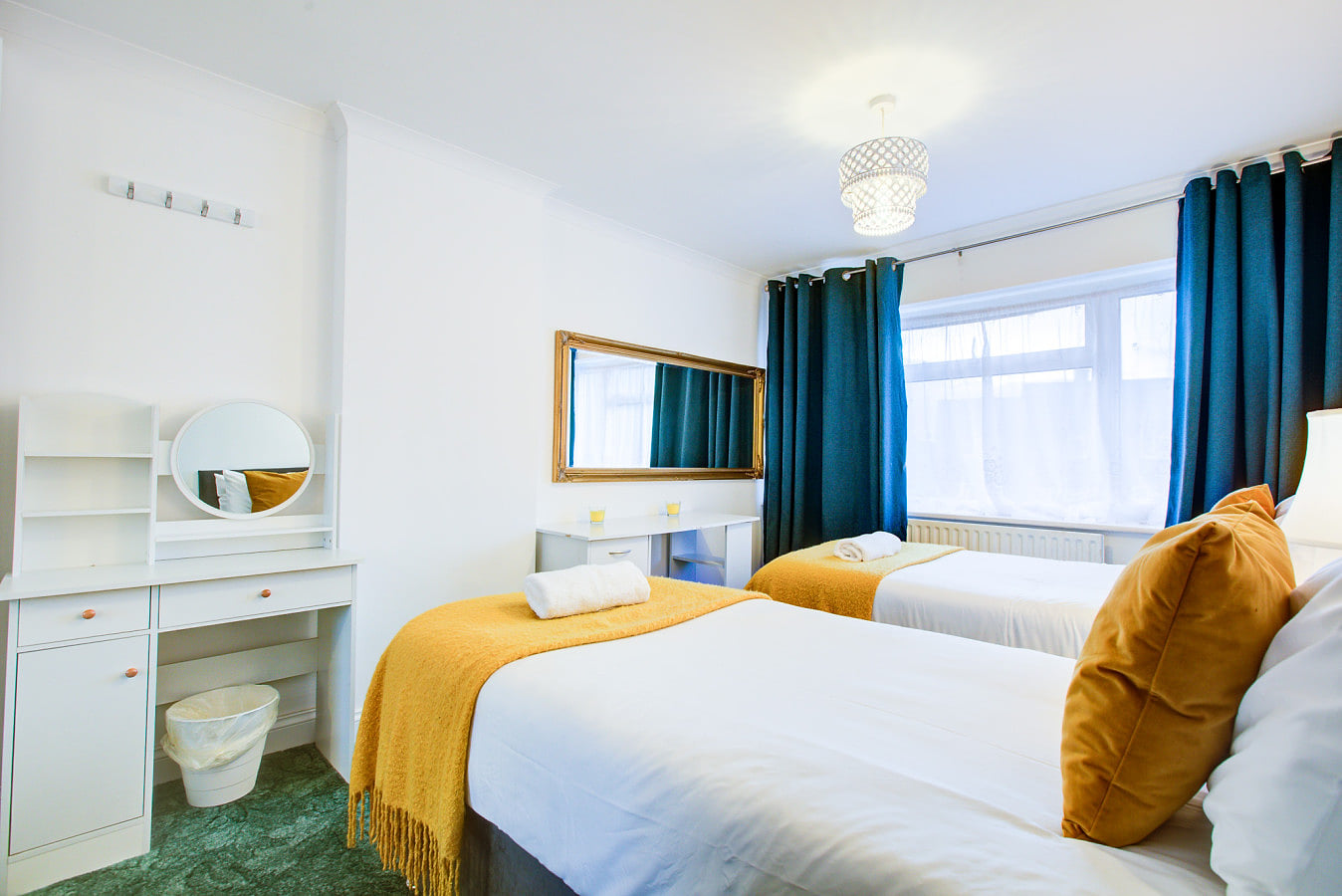 Spacious 4-Bedroom House in Heart of Liverpool