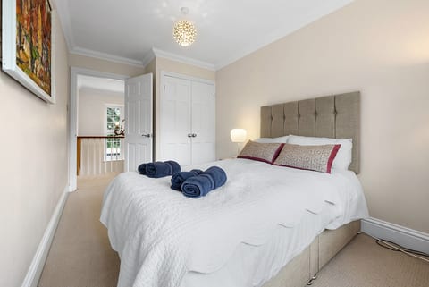 Spacious 4BR Haven in Low Fell, Gateshead