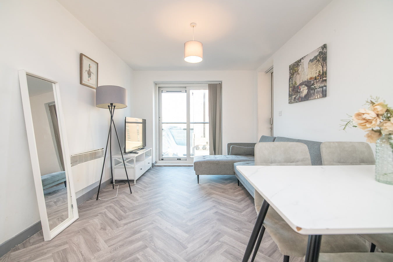 Sunny Westside Two 2BR Flat with City View