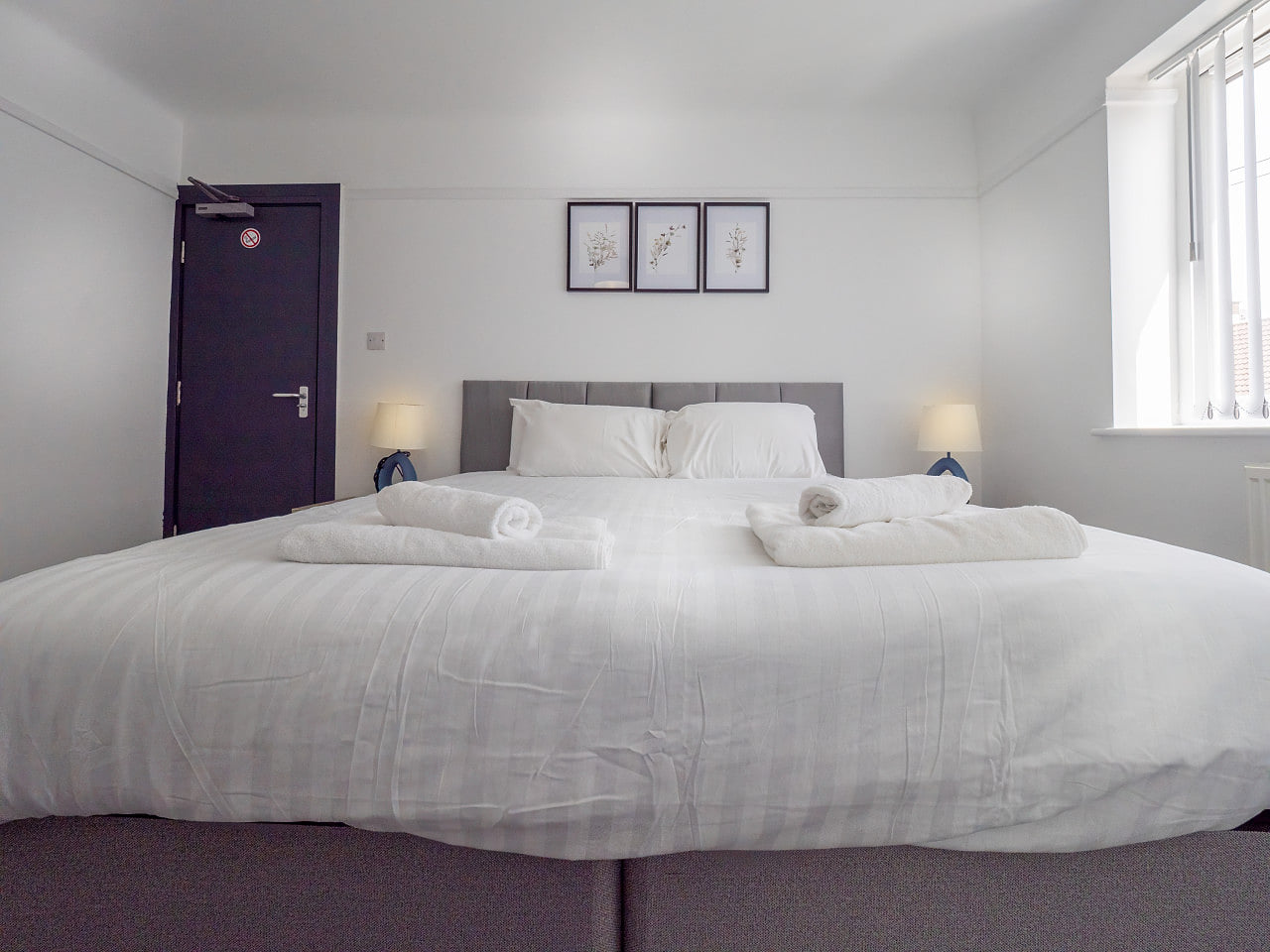 Cardiff 2-Bed Gem Near City Center