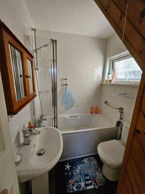 💎Isle of Wight Gem – Cozy 2BR in Ryde for 3-4 Guests