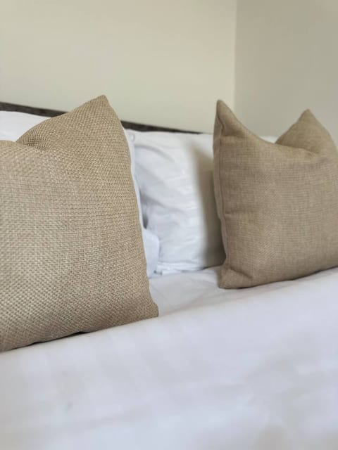 Jarrow Haven – Contractor & Family Stay with Free Parking | Sleeps 8
