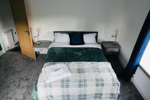Spacious 3BR Home Retreat in Halifax Countryside