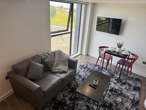 Liverpool Nook Studio Sleeps 2 with Street Parking