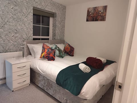 Spacious Home for Groups, Sleeps 8