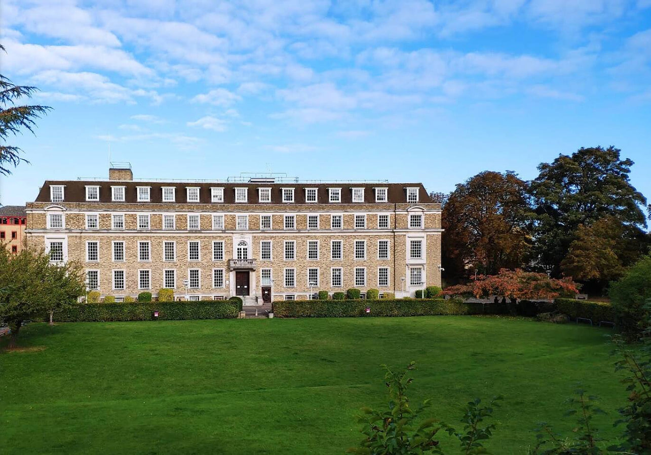 Cambridge Comfort Stay - 2BR Flat w/Free Parking