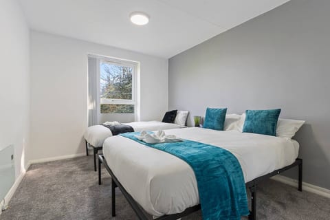 Bright Spacious 2BR Birmingham Retreat FREE Parking