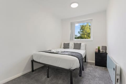 Bright Spacious 2BR Birmingham Retreat FREE Parking