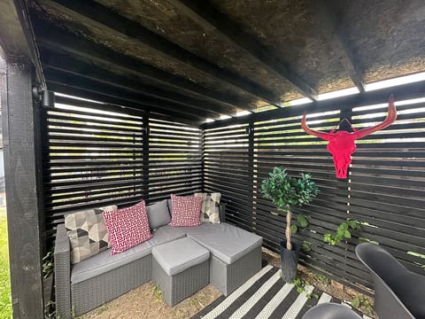 2-Bedroom Garden Studio in Cambridge City Centre with Parking
