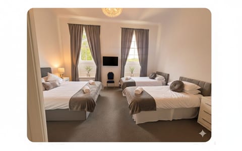10BR - Manor Park Country House, Wales