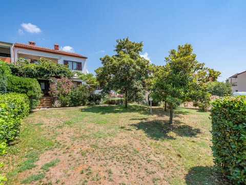 Apartment 1699