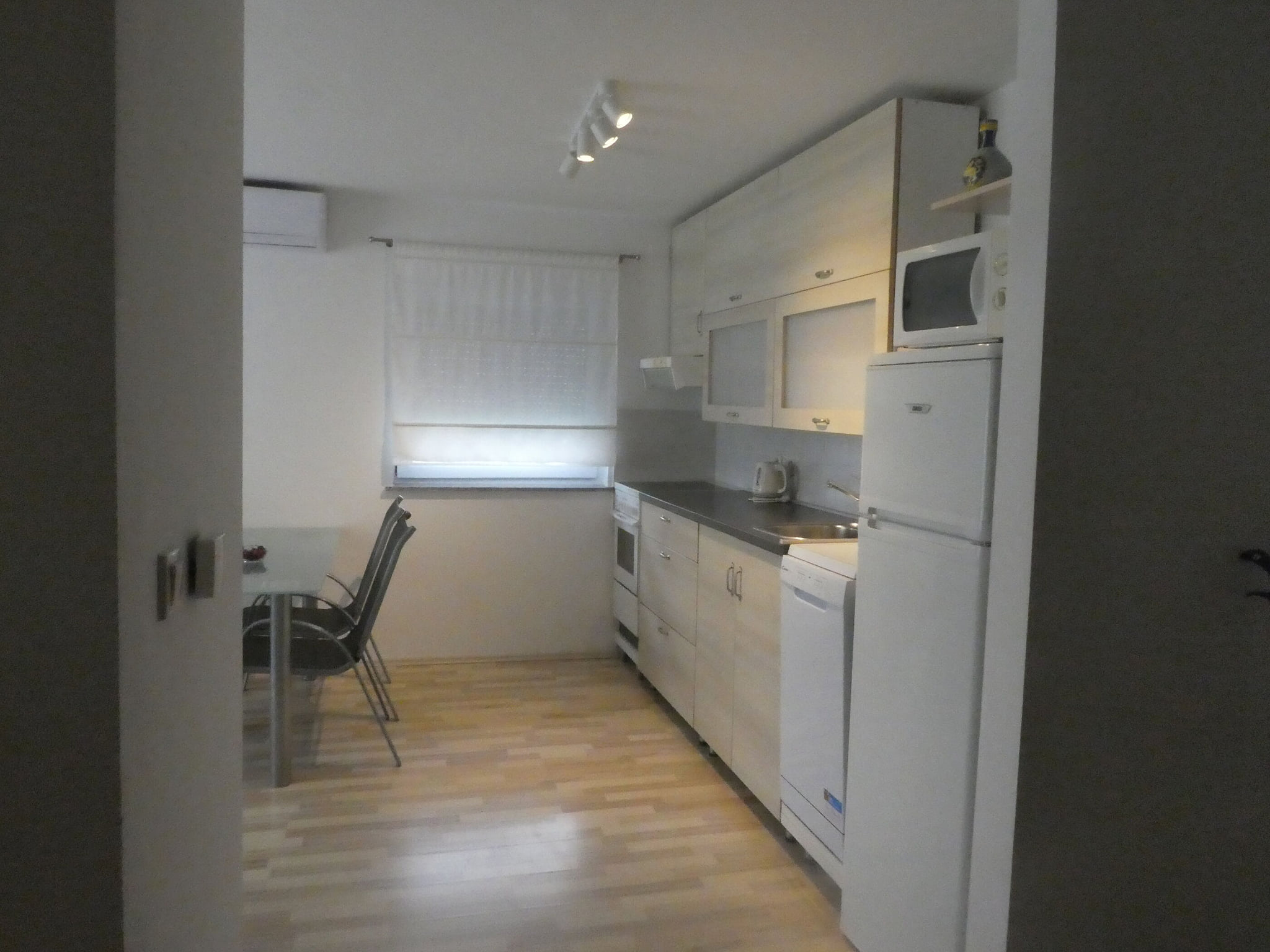 Apartment Dado - Unit 209773-5