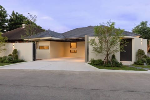 Art&Craft • Jacuzzi • 3 Beds • 15 mins to City