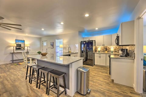 Gorge Getaway • Fire Pit & RV Parking • Pets OK