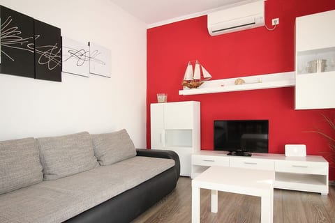 Apartment Mihaela Dragoslavić - Unit 126637-15