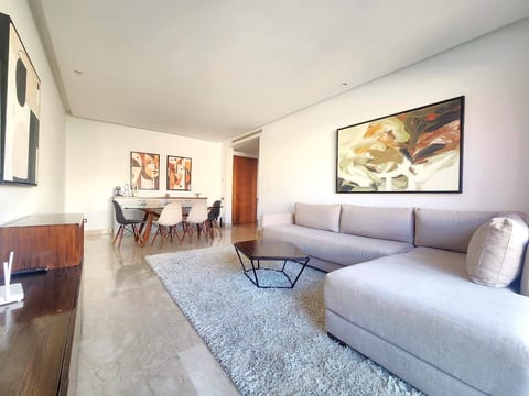 C202 Alcazar