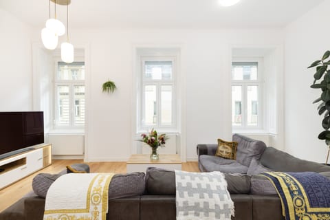Luxury executive apartment In city center