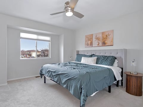 Wake up to a beautiful sunrise, after a great night's sleep in this cozy king bed.