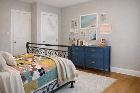 Modern Ventnor Retreat: Walk to Beach, A/C