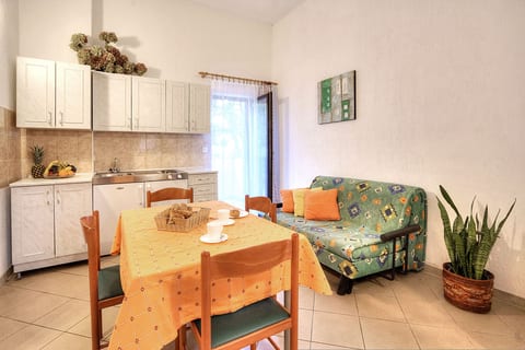 Apartments Grozdana - Unit 54087-61