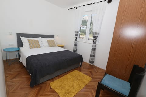 Apartments Flora - Unit 205321-5