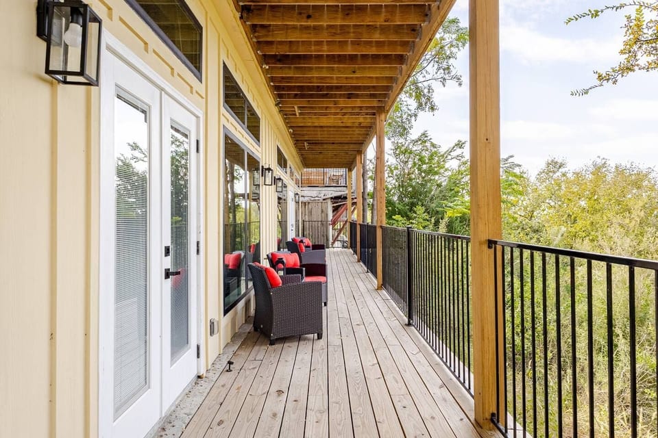 Take in the serene views from comfortable outdoor seating overlooking the river, ideal for enjoying morning coffee, afternoon reading, or simply appreciating the natural beauty that surrounds you.