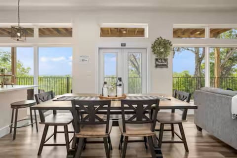 Gruene River Townhomes A&B