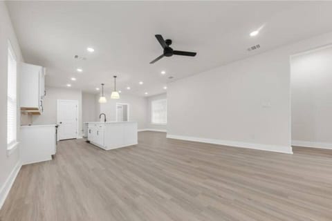 Premier 3BR College Station Home • Weekend Escape