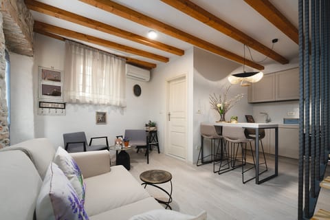 Apartment Piazzetta Premium - Unit 370804-13