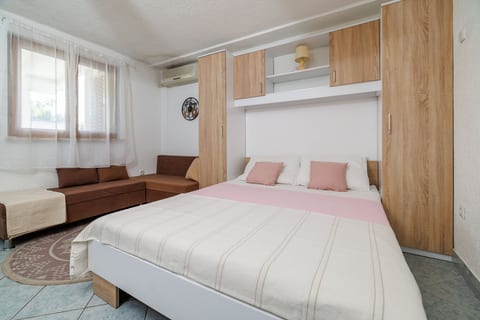 Apartments Lu - Unit 378240-13