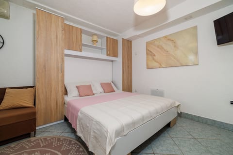 Apartments Lu - Unit 378240-13