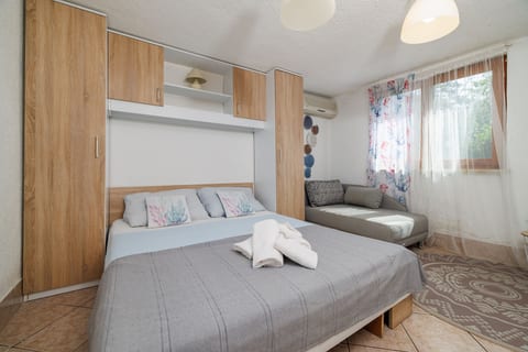 Apartments Lu - Unit 378241-13