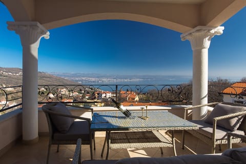 Villa Emily - Unit 378286-13